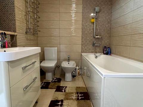 будинок за адресою Богдана Хмельницького