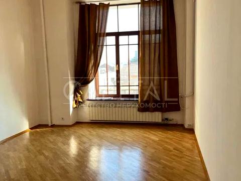 квартира за адресою Богдана Хмельницького вул., 32