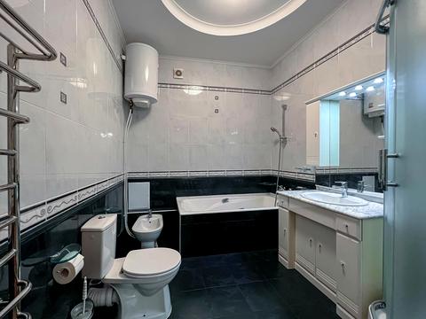 квартира за адресою Олександра Кониського вул., 45-49