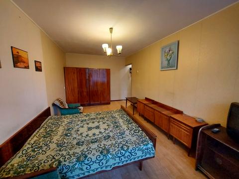 квартира за адресою Дніпровська набережна вул., 5-А