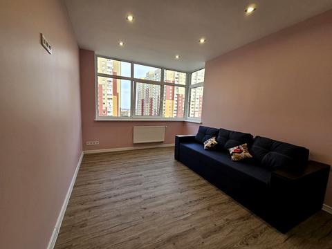 квартира по адресу Олександра Олеся ул., 3