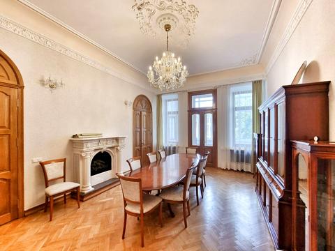квартира за адресою Інститутська вул., 13/4