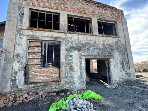 коммерческая по адресу Лесі Українки ул., 174а