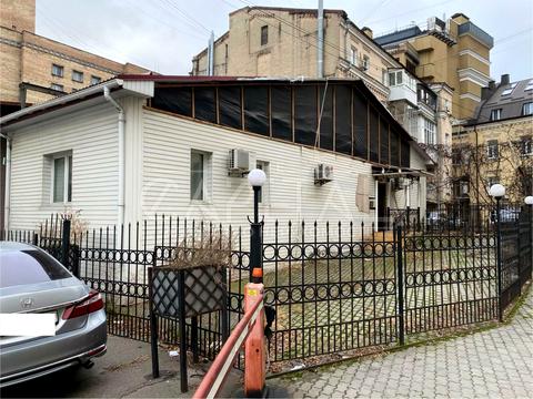 коммерческая по адресу Саксаганского ул., 38А