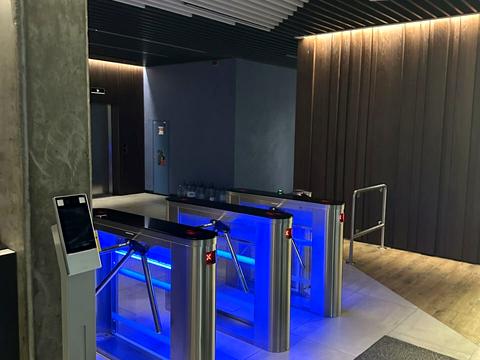 коммерческая по адресу Зоологическая ул., 5/1