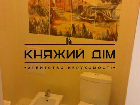 квартира за адресою Київ, Срібнокільська вул., 1