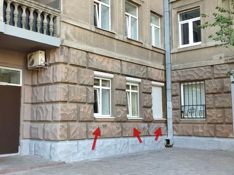 комерційна за адресою Пирогова вул., 2