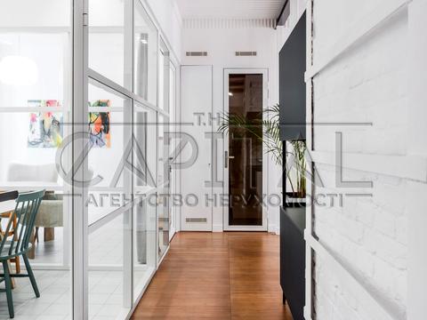 комерційна за адресою Костельна вул., 6