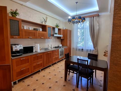 квартира за адресою Заньковецької вул., 4