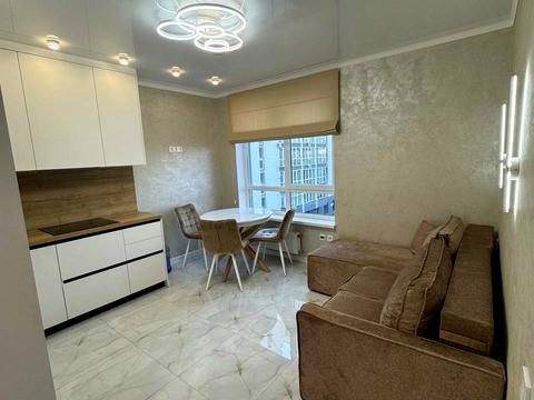 квартира за адресою Профсоюзна вул., 9-А