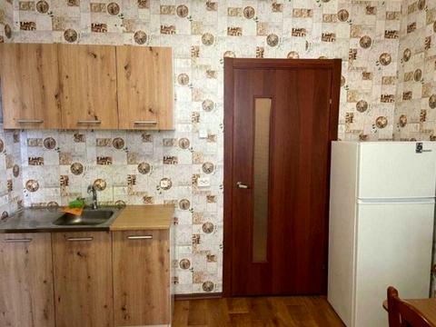 квартира за адресою Сергія Данченка вул., 1