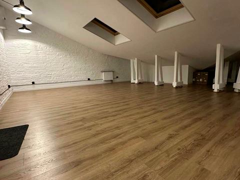 коммерческая по адресу Дегтярная ул., 6