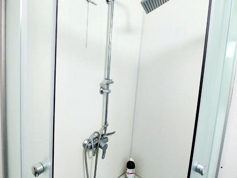 квартира за адресою Івана Мазепи просп. (Петровського), 44-А