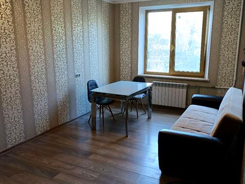 квартира за адресою Старицького вул., 15