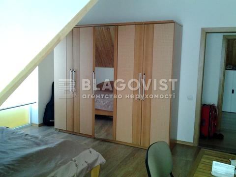будинок за адресою Богатирська вул.