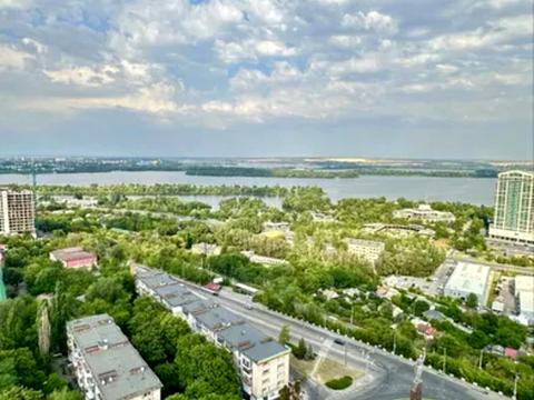 квартира по адресу Дмитрия Яворницкого просп. (Карла Маркса), 3