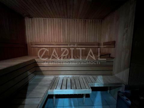 будинок за адресою с. Плюти, Андрія Малишка