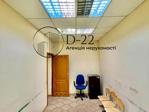 комерційна за адресою Миколи Міхновського бульв. (Дружби Народів), 13