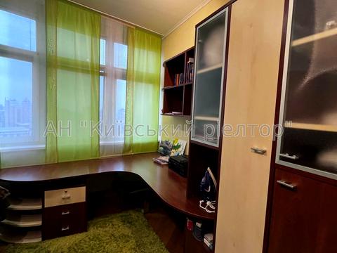 квартира за адресою Євгена Коновальця вул. (Щорса), 36-Б