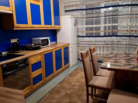 квартира за адресою Анни Ахматової вул., 3