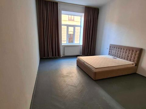 квартира за адресою Олександра Доброго вул., 7