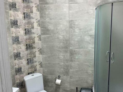 квартира за адресою Леннона Джона, 41