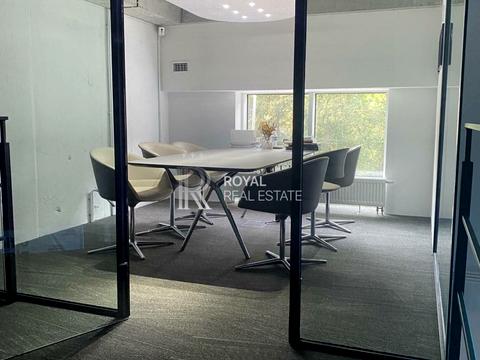 комерційна за адресою Герцена, 35