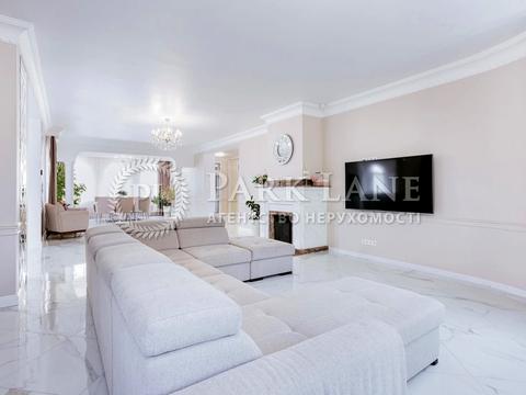 будинок за адресою Молодіжна вул.