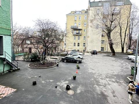 квартира за адресою Михайлівська вул., 21-Б