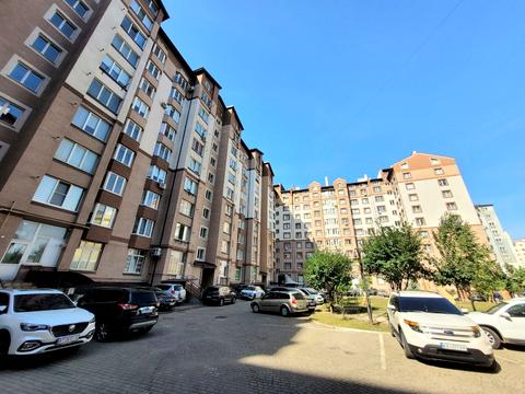 квартира за адресою Володимира Івасюка вул., 11
