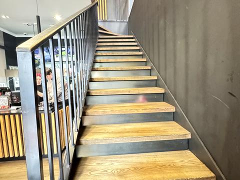 комерційна за адресою Басейна вул., 15