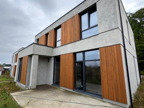 будинок за адресою Підлісна