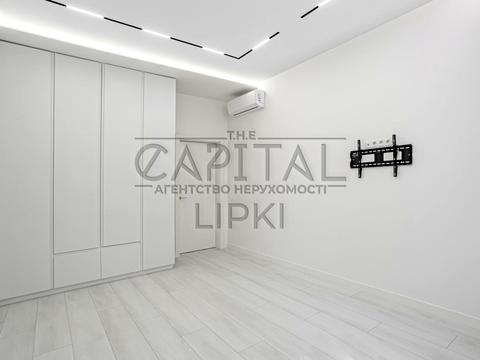 квартира за адресою Київ, Андрія Верхогляда вул. (Михайла Драгомирова), 46