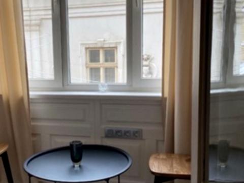 коммерческая по адресу Театральная ул., 3