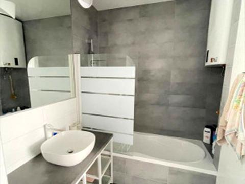 квартира по адресу Небесной Сотни просп. (Маршала Жукова), 111