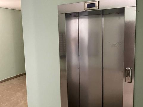 квартира по адресу Збройних Сил України ул. (Інтернаціоналістів), 1