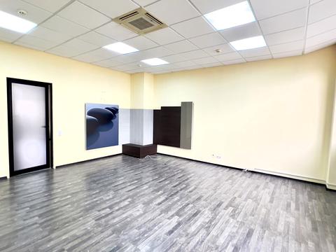 комерційна за адресою Бульварно-Кудрявська вул. (Воровського), 33