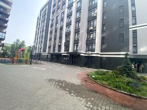 комерційна за адресою Лісківська вул., 37