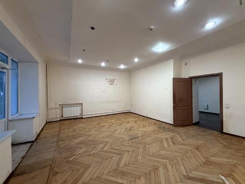 коммерческая по адресу Воздухофлотский просп. (Повітрофлотський), 16
