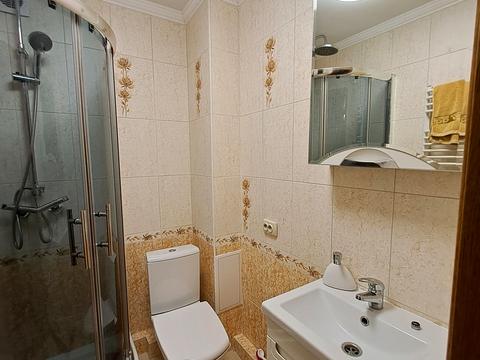 квартира за адресою Лозовецька вул., 8