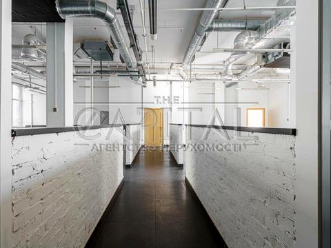 комерційна за адресою Мокра вул. (Кудряшова), 20а