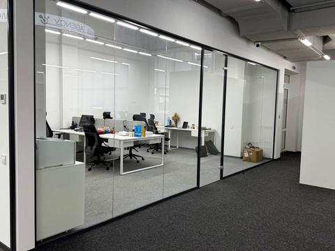 комерційна за адресою Сім'ї Прахових вул. (Гайдара), 58/10