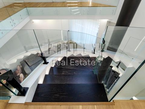 будинок за адресою Вишнева вул.