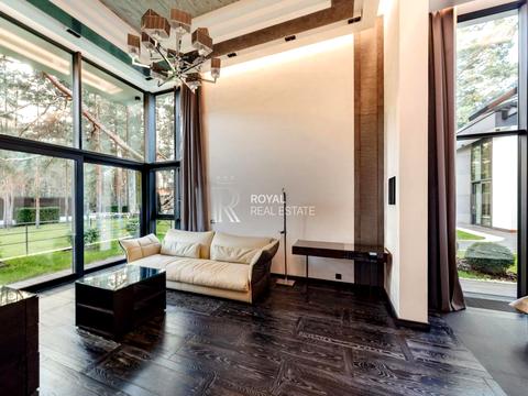 будинок за адресою Анатолія Солов'яненка вул.