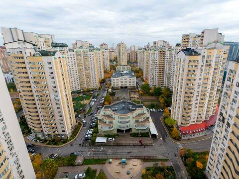 квартира за адресою Дніпровська набережна вул., 19