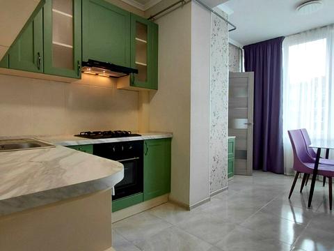 квартира за адресою Академіка Амосова вул., 63