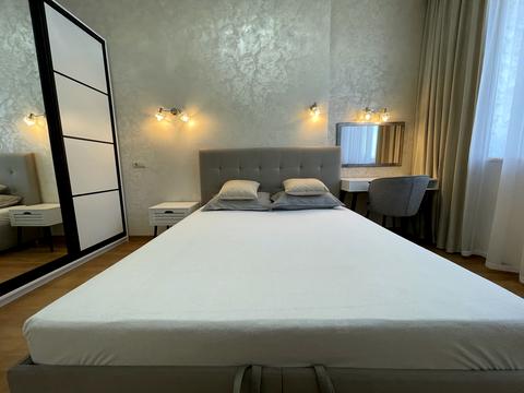 квартира за адресою Андрія Верхогляда вул. (Михайла Драгомирова), 14-А