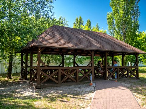 коммерческая по адресу Героїв Космосу ул., 4