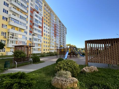 квартира по адресу Гвардейцев-Широнинцев ул., 70-Б