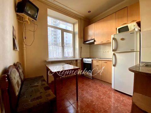 квартира за адресою Велика Васильківська вул. (Червоноармійська), 132